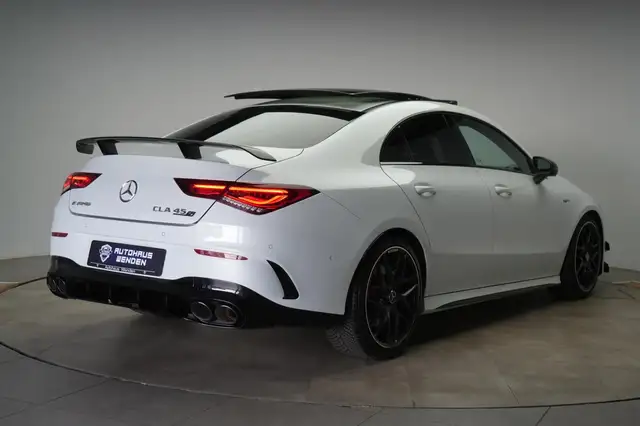 Mercedes-Benz Cla view 4