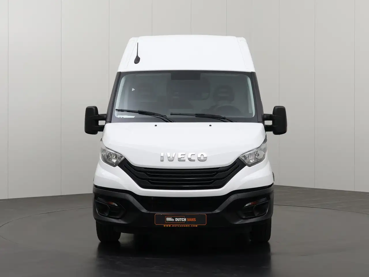 Iveco Daily 2024 — фото 10
