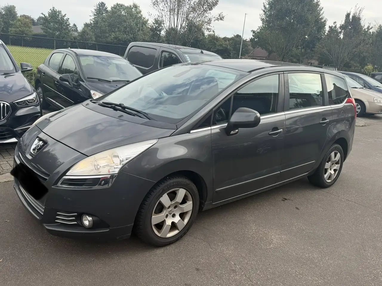 Peugeot 5008