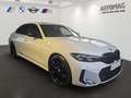 BMW 330 i xDrive M-Sport-Pro*HeadUp*DriveAssistProf*ParkAs Weiß - thumbnail 2
