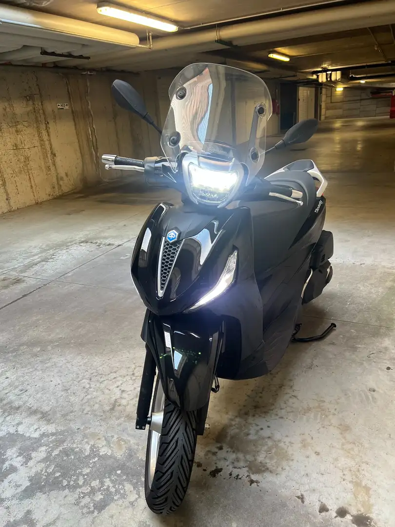 Piaggio Beverly 400 Hpe Noir - 2
