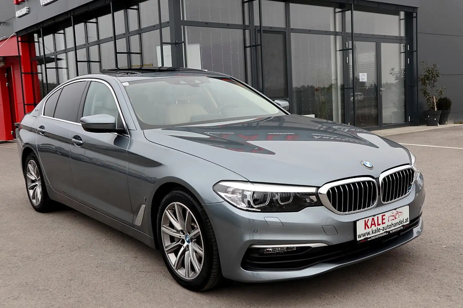 BMW 530 e PHEV iPerformance *1.Besitz*Leder*Schiebedach* Grau - 2