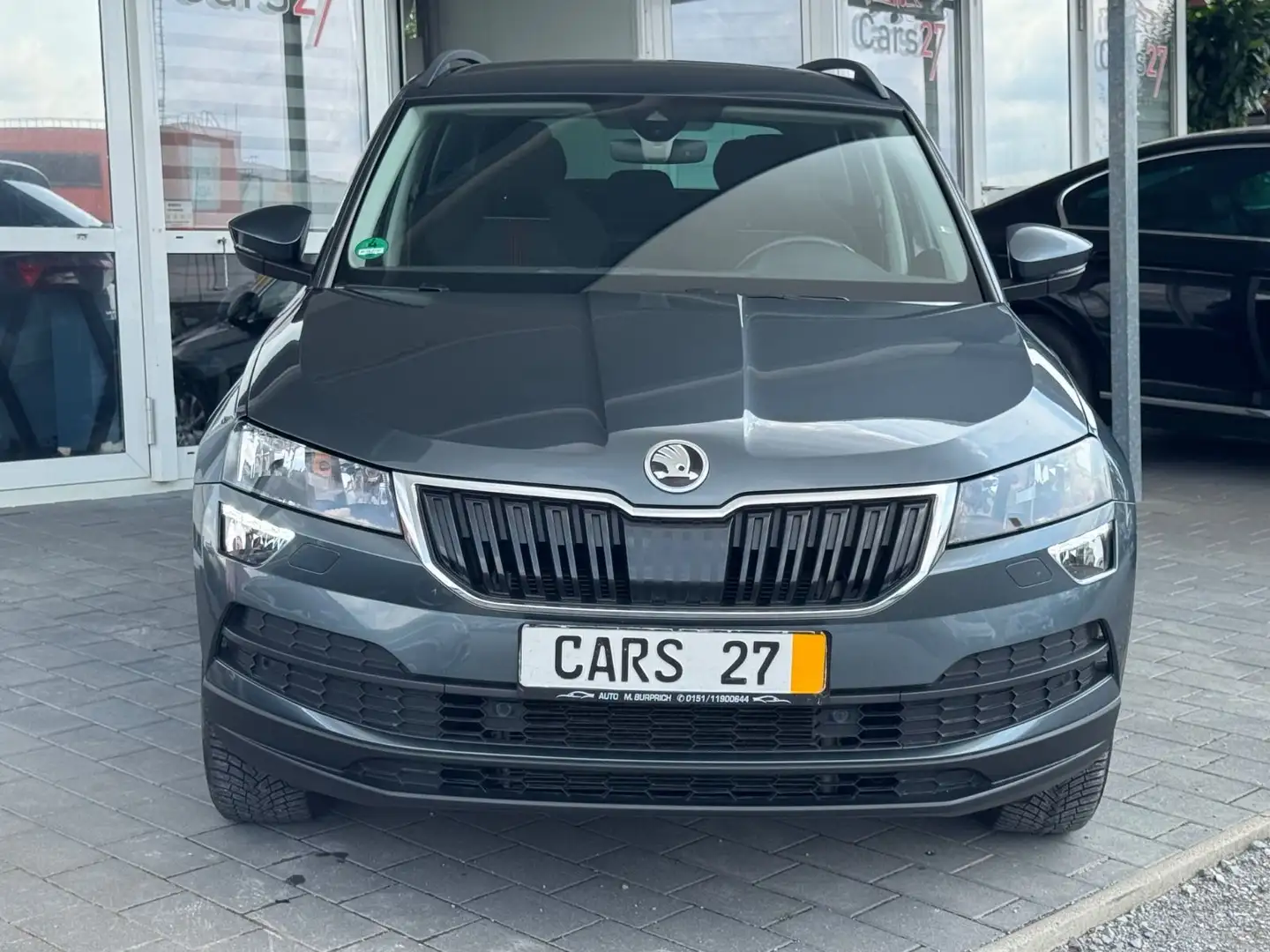 Skoda Karoq Style 1.5TSI Navi Tempomat KeylessGO PDC Grau - 2