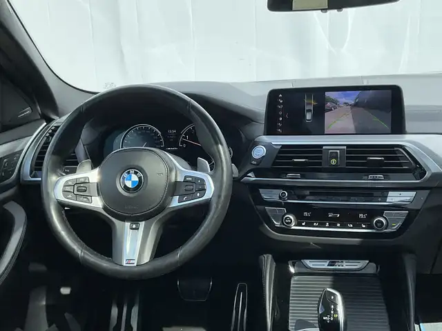 BMW X4 view 15