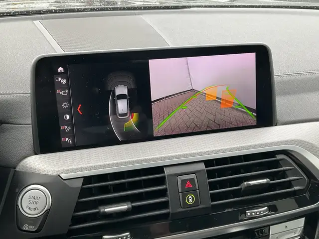 BMW X4 view 5