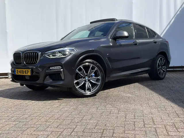 BMW X4 view 7