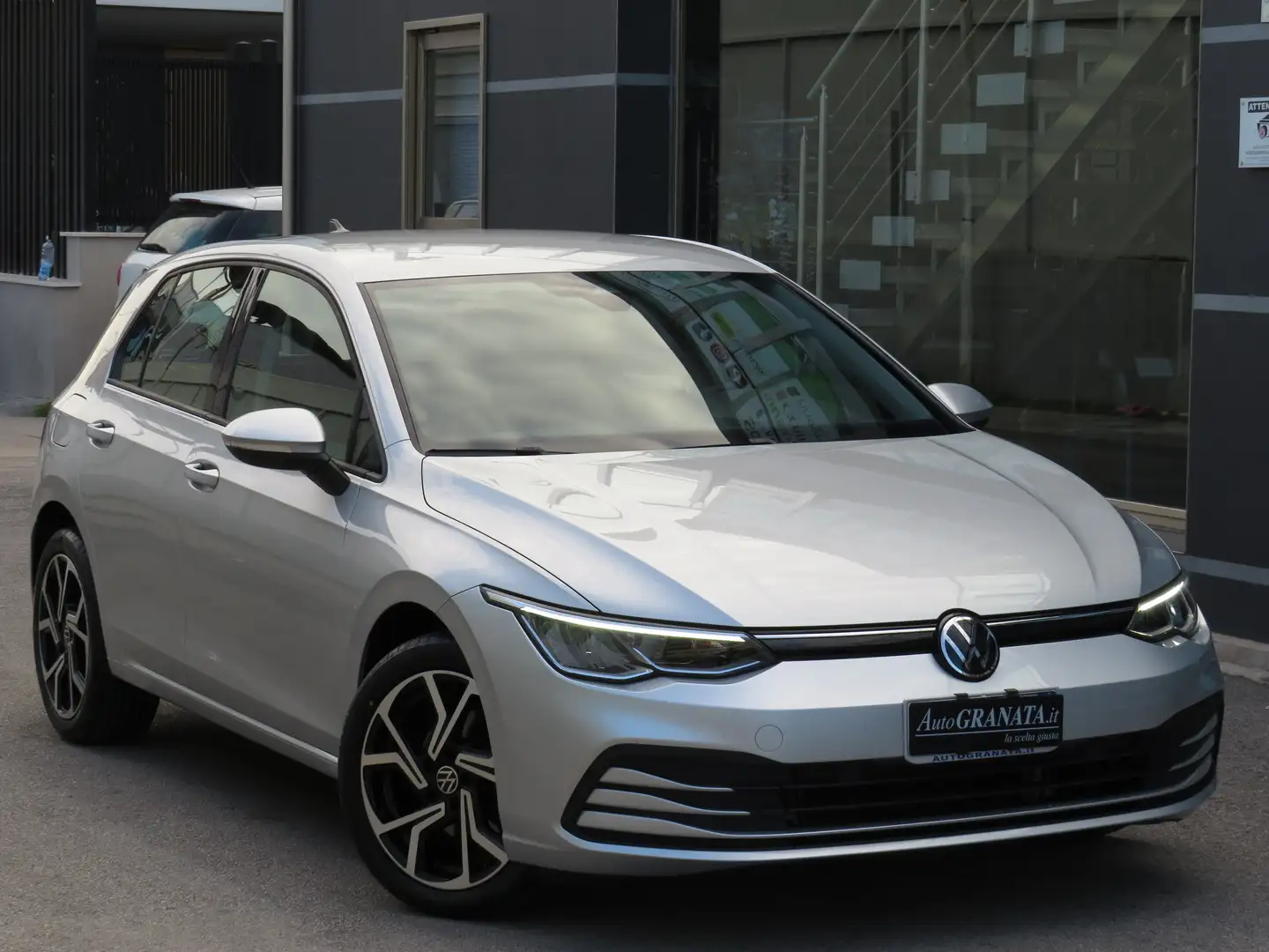 Volkswagen Golf 2.0 TDI 115CV LIFE DSG Cerchi'17 Grigio - 2