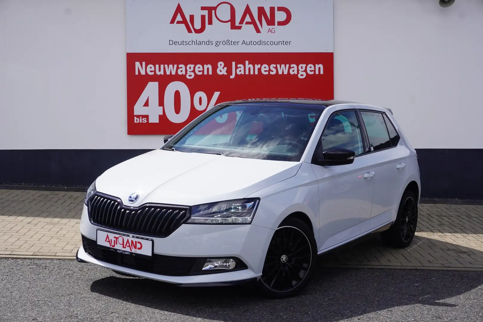 Skoda Fabia 1.0 TSI DSG Monte Carlo LED Navi Panorama Weiß - 2