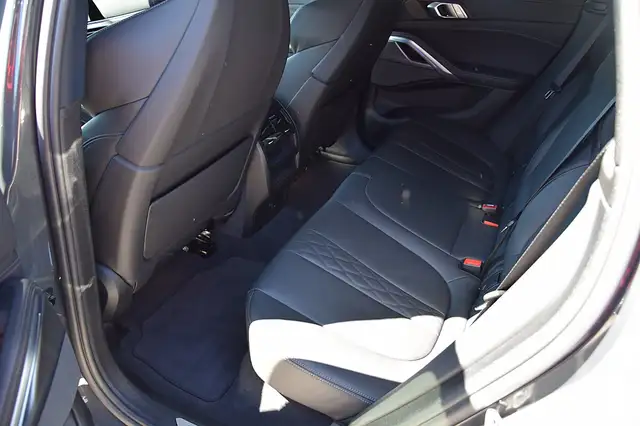 BMW X6 xDrive40d (Mild-Hybrid) *M-Sportpaket* Ansicht 13
