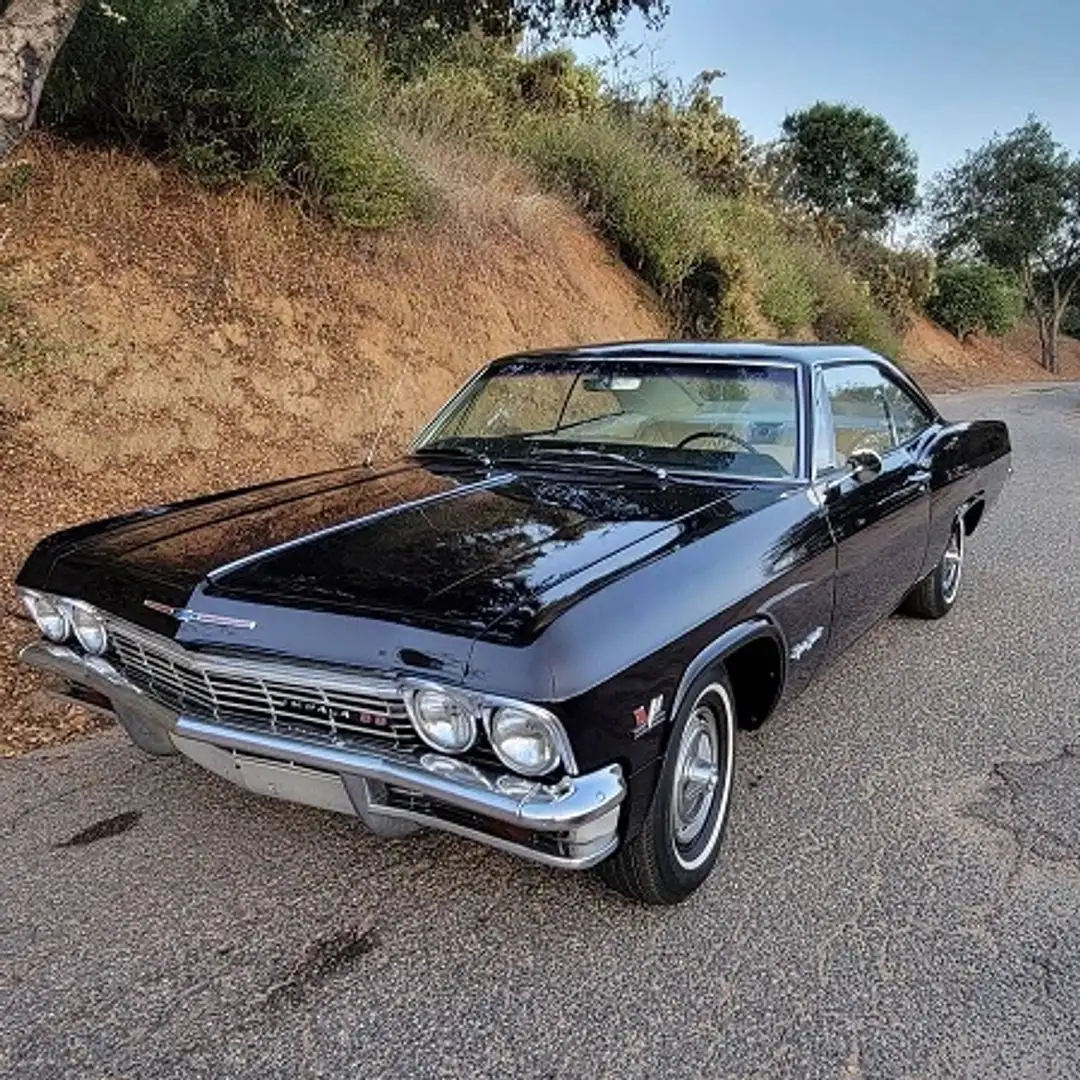 Chevrolet Impala SS - 1