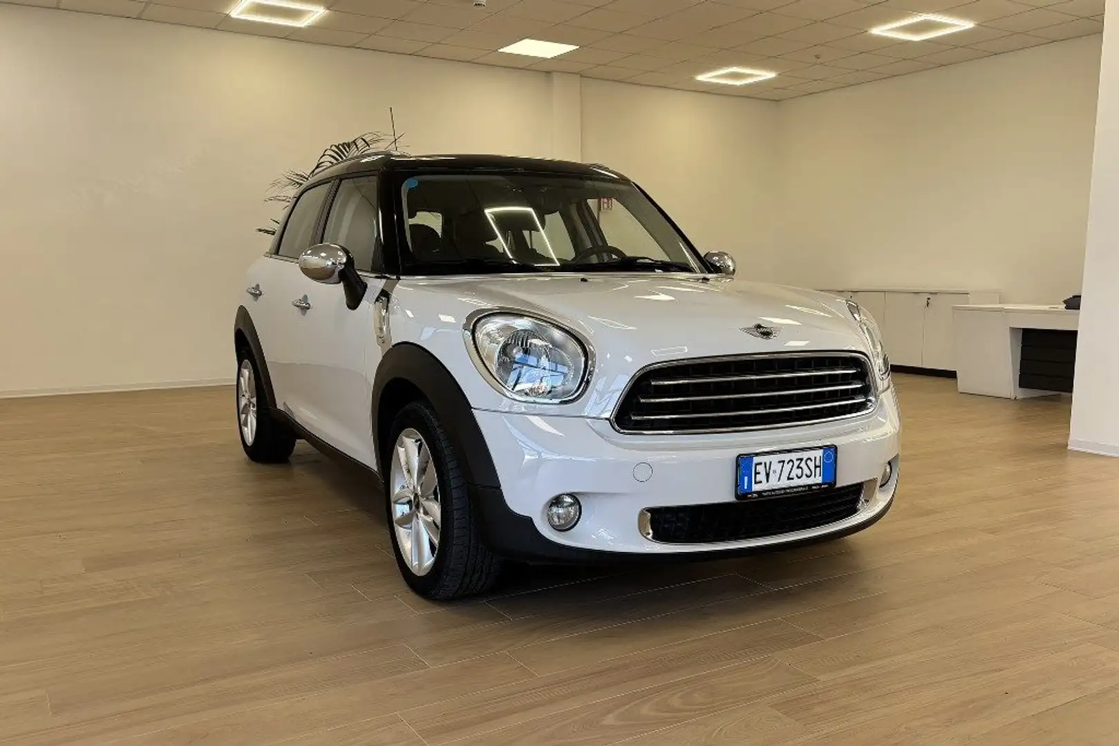 MINI Cooper D Countryman Mini Business Automatica Weiß - 1