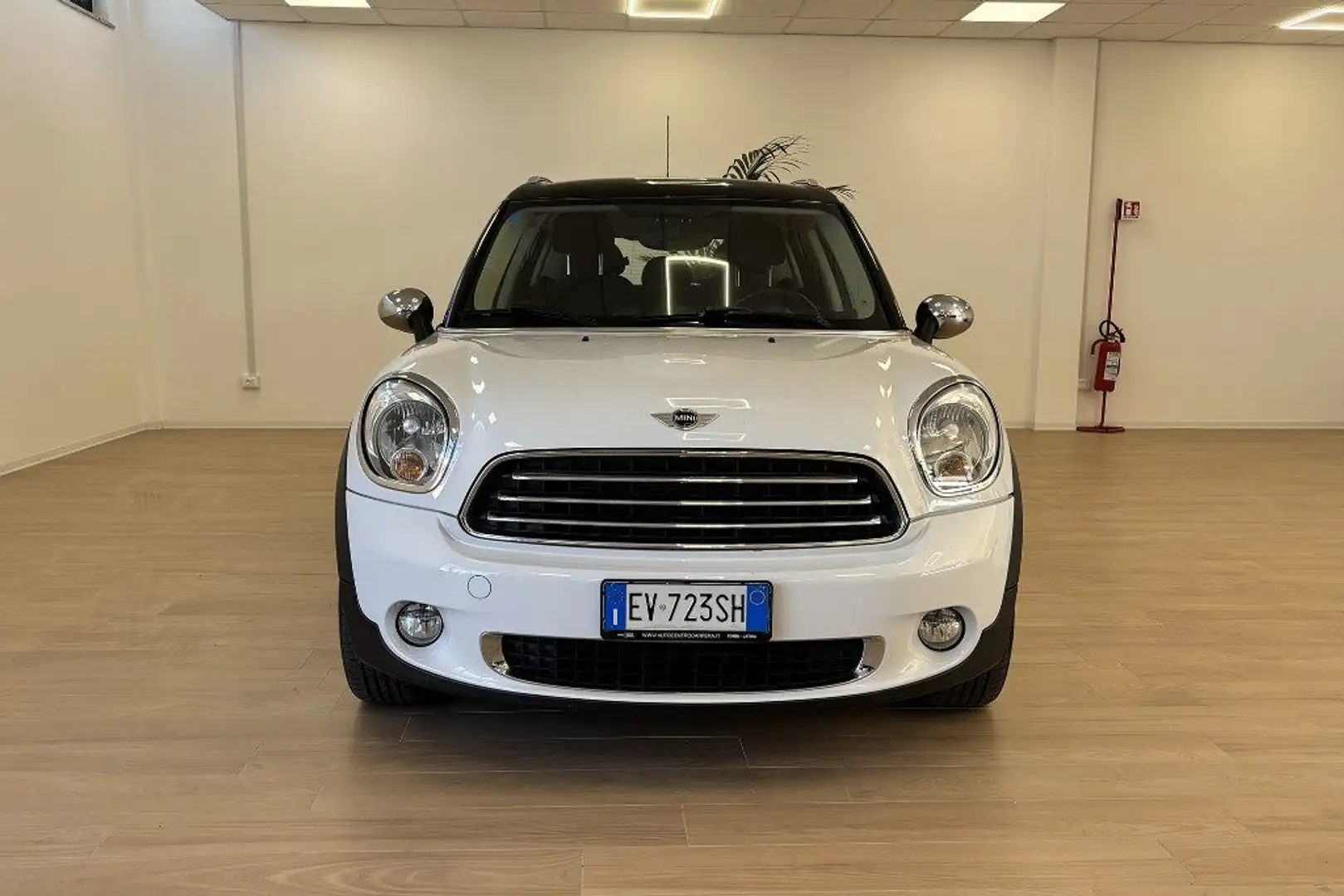 MINI Cooper D Countryman Mini Business Automatica Weiß - 2