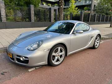 Cayman 2.7 met handgeschakelde 6-bak en o.a. PASM en bi-xenon