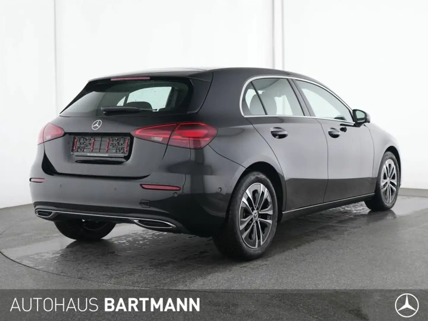 Mercedes-Benz A 180 A 180 PROGRESSIVE+TOTWINKEL +LED+360°+VERKEHRSZA Schwarz - 2