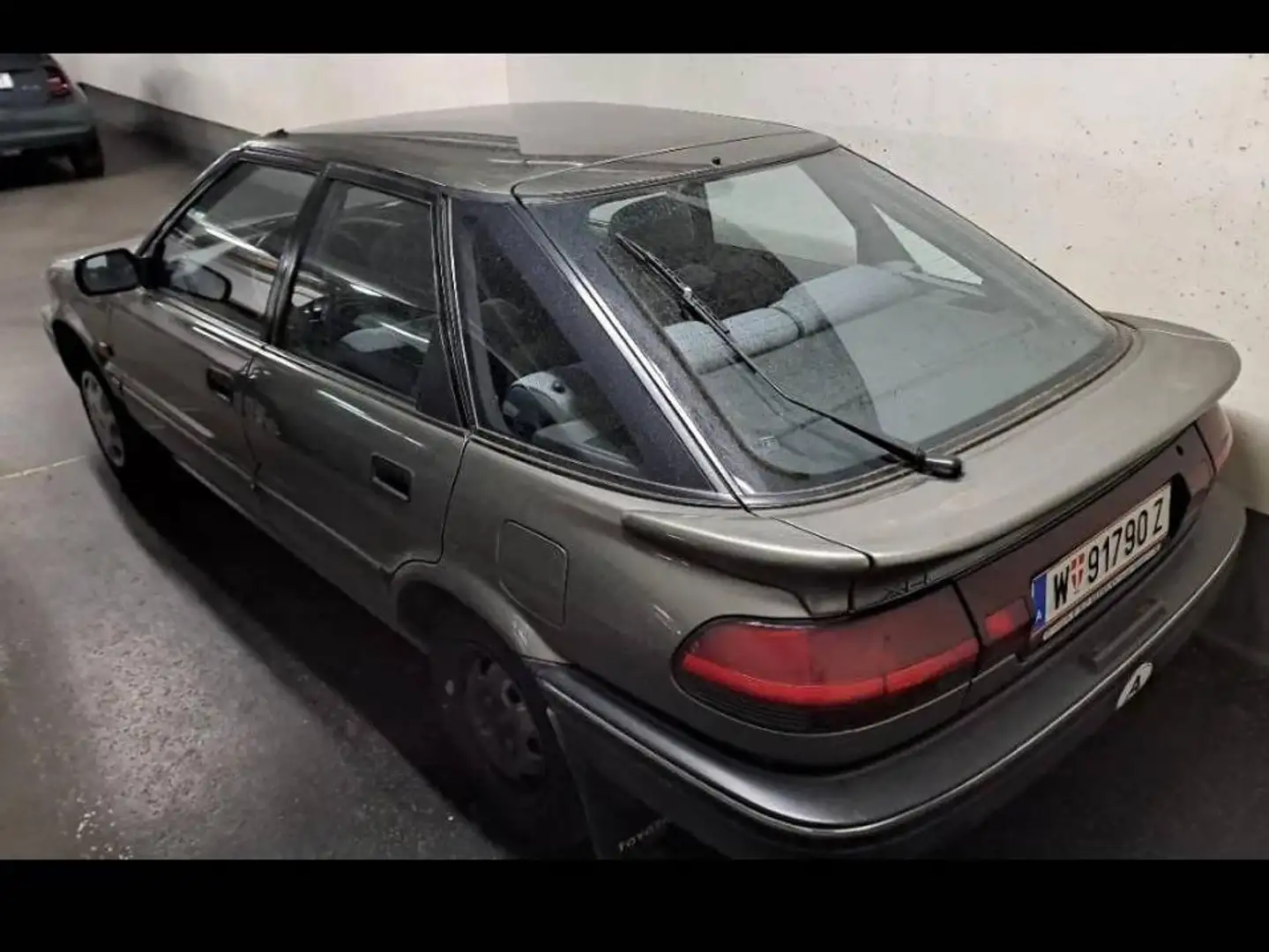 Toyota Corolla Corolla 1,3 XLi Lim. Bronze - 2