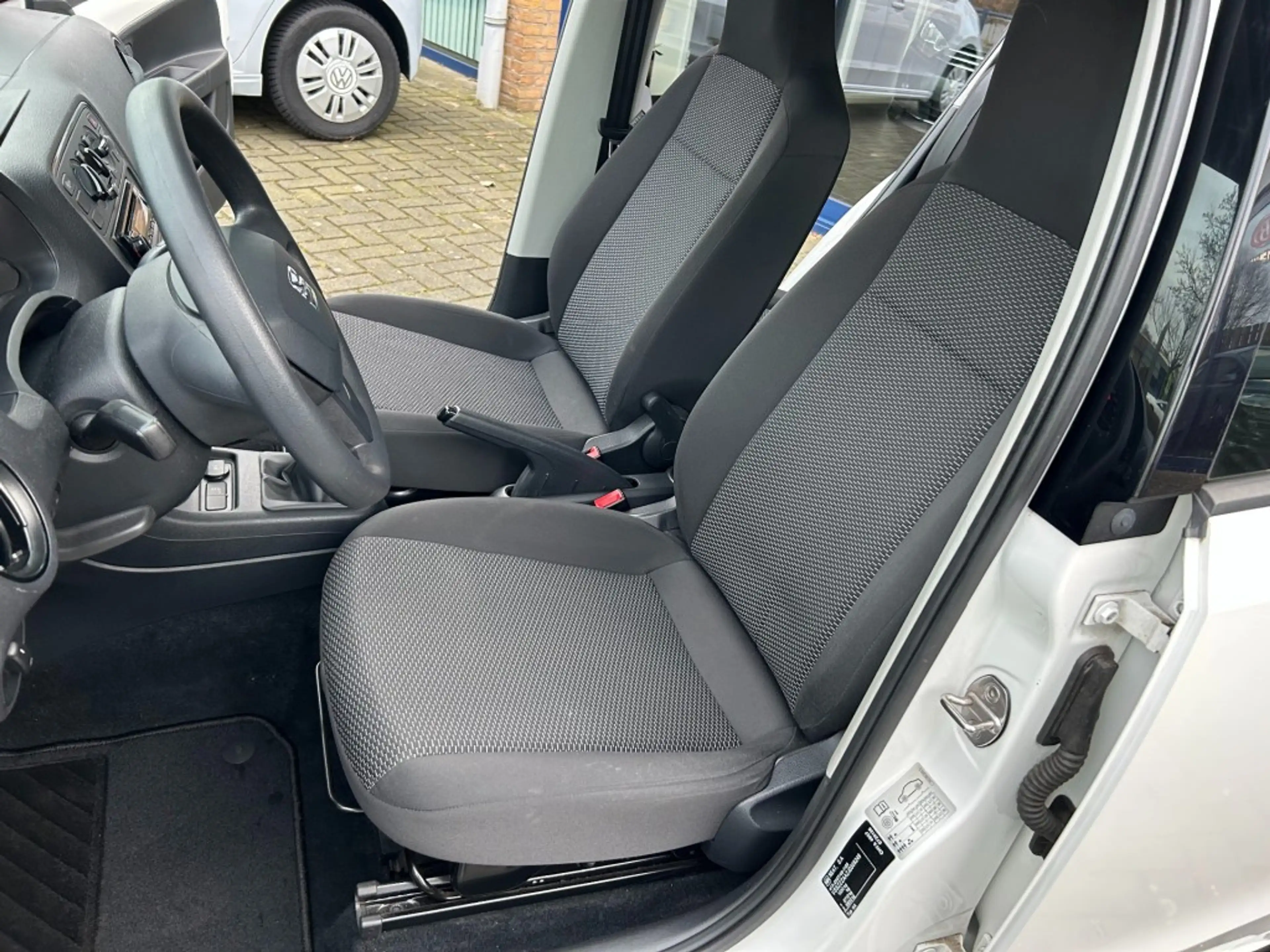 SEAT Mii 1.0 Reference. Geen bijkomende kosten! Nederlandse — photo 4