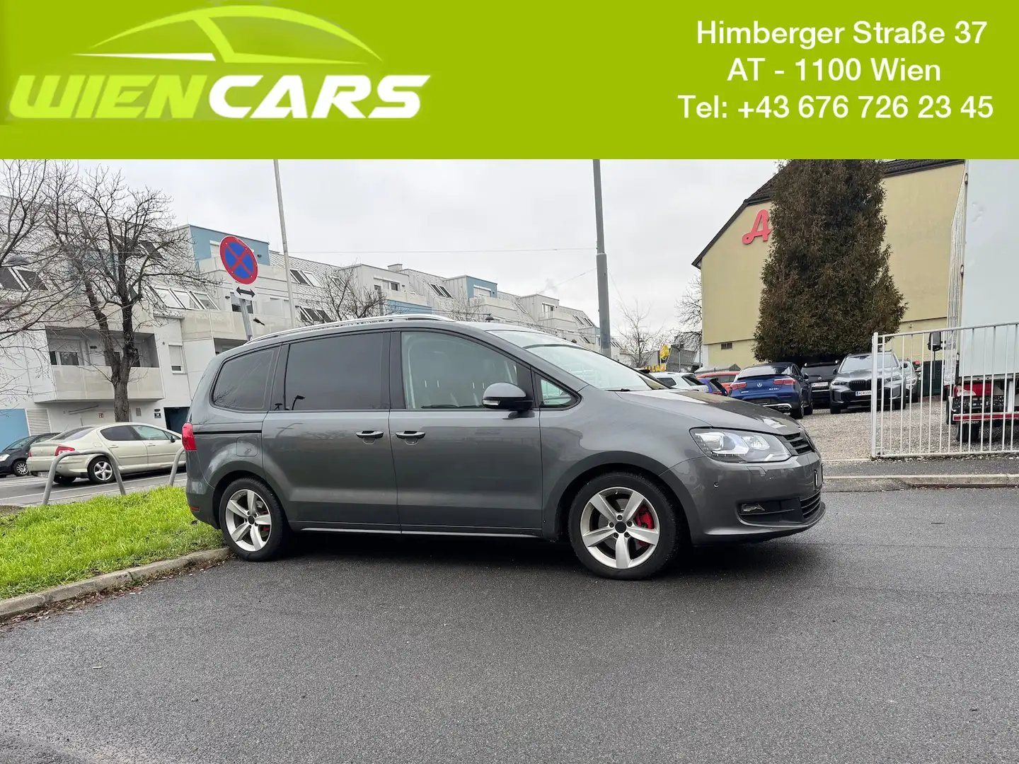 Volkswagen Sharan Sky 2.0 TDI DSG*Panorama*Xenon*PDC*Leder* Grau - 1