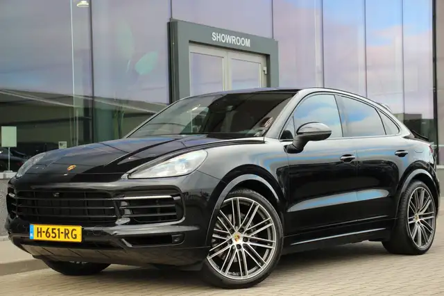 2020 Porsche Cayenne in Black for sale