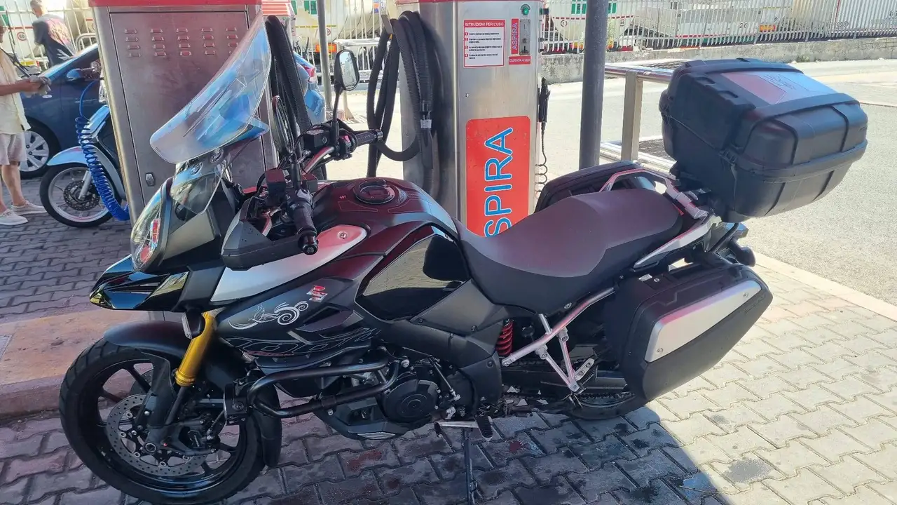 Suzuki V-Strom 1000