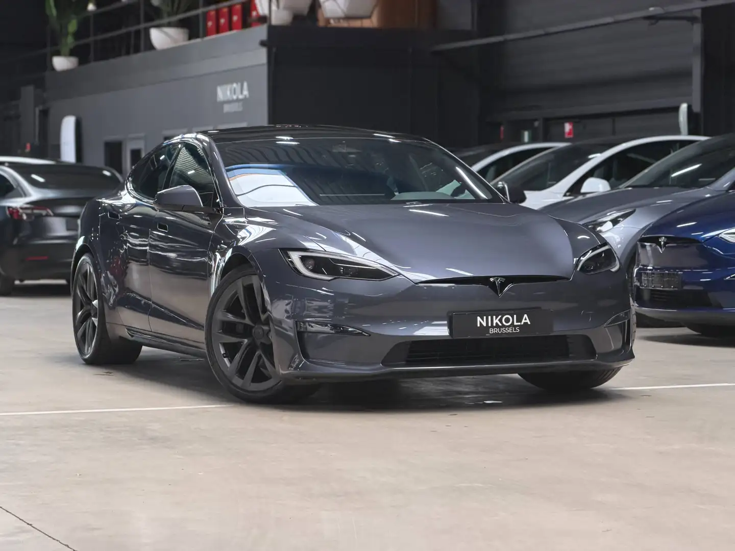 TESLA Model S