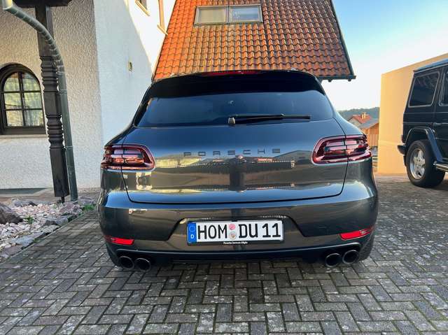 Porsche Macan GTS PDK