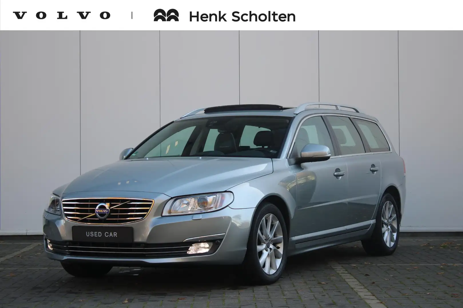 Volvo V70 T4 190PK Polar+ | Standkachel | Lederen Bekleding Grijs - 1