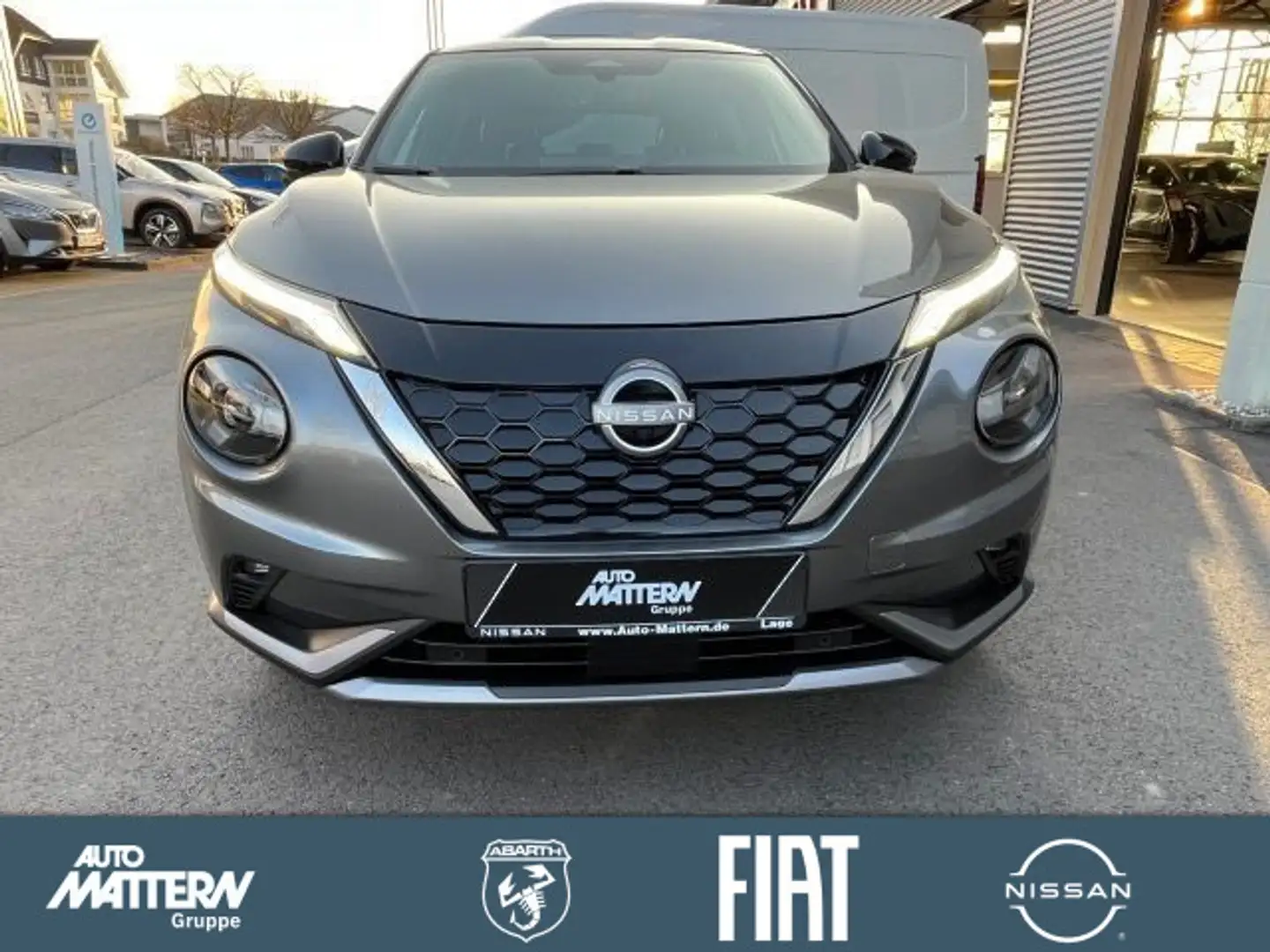 Nissan Juke Hybrid N-Design,Navi,LED,ProPilot,BOSE Grau - 2