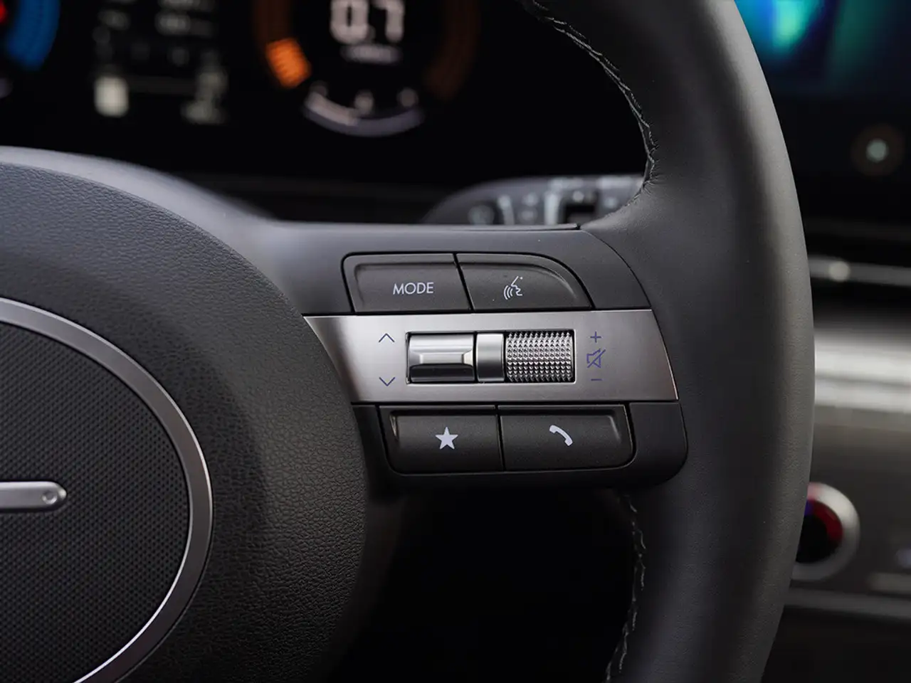 Hyundai KONA снимка Hyundai KONA