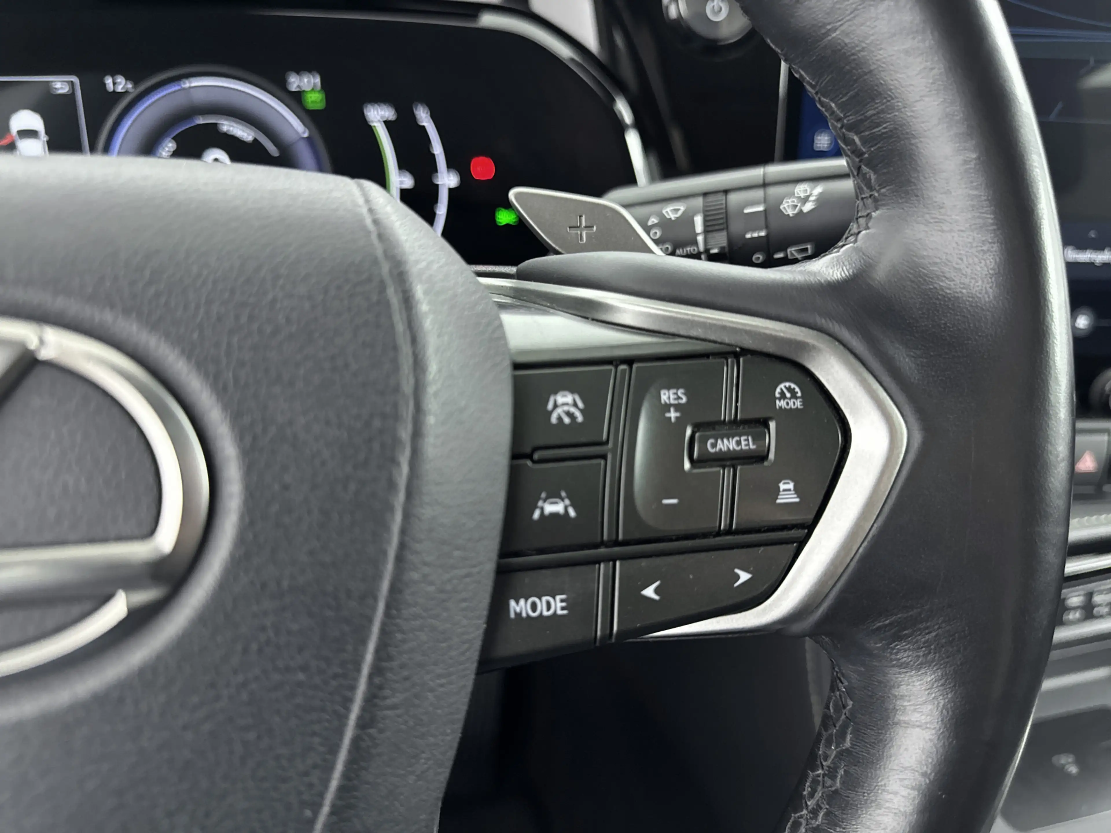Lexus NX 450h+ AWD Launch Edition | Carplay | Adaptive Cruise Con — photo 14