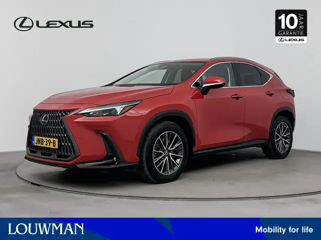 Lexus NX main image