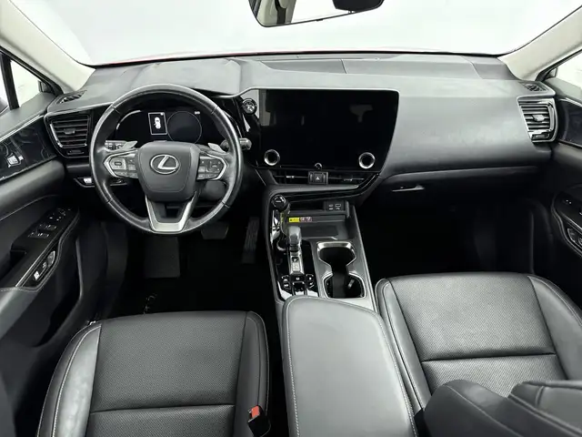 Lexus NX view 4