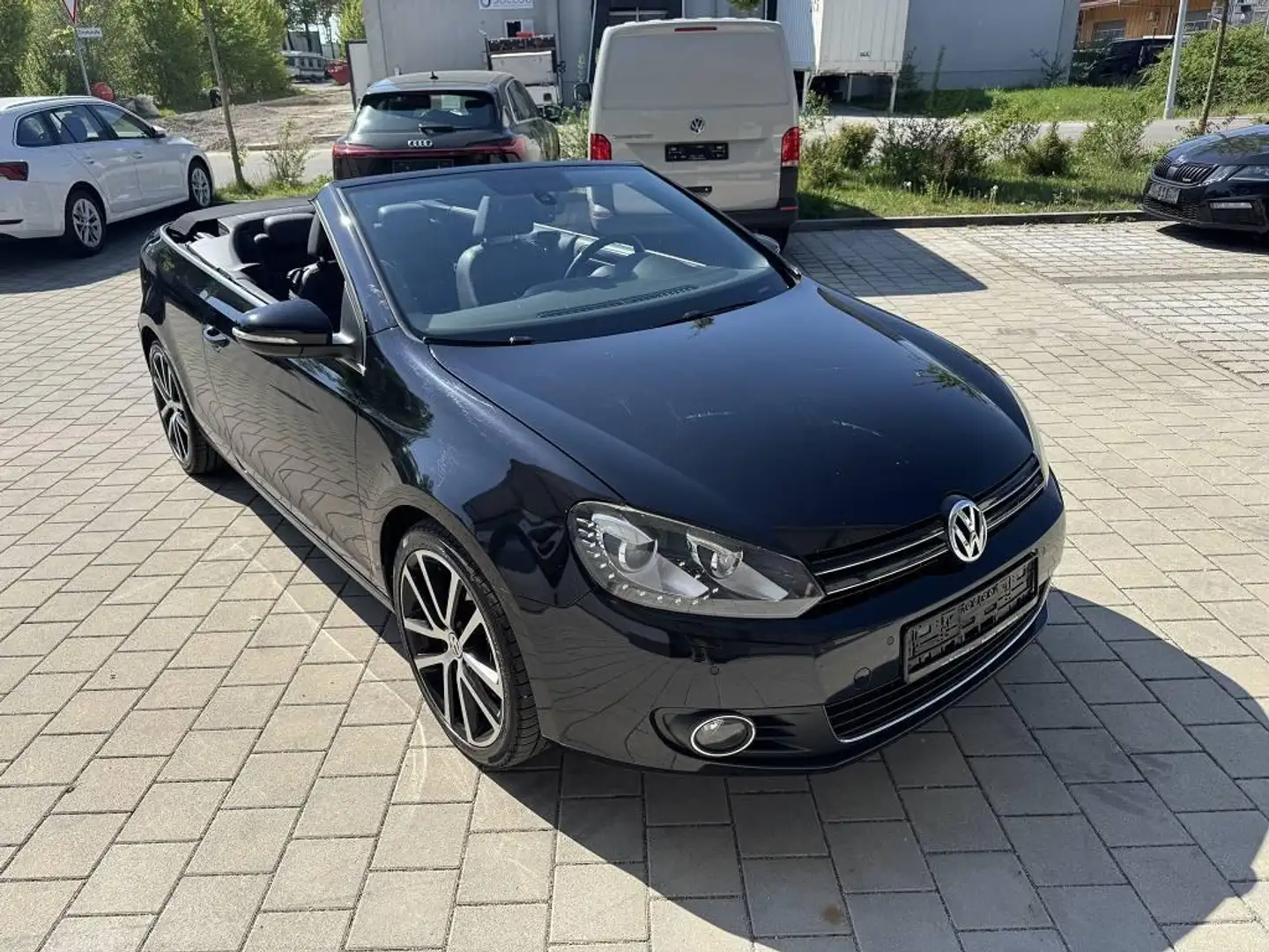 Volkswagen Golf Cabriolet 1.4 TSI *MOTOR NEU* HIGHLINE Černá - 1