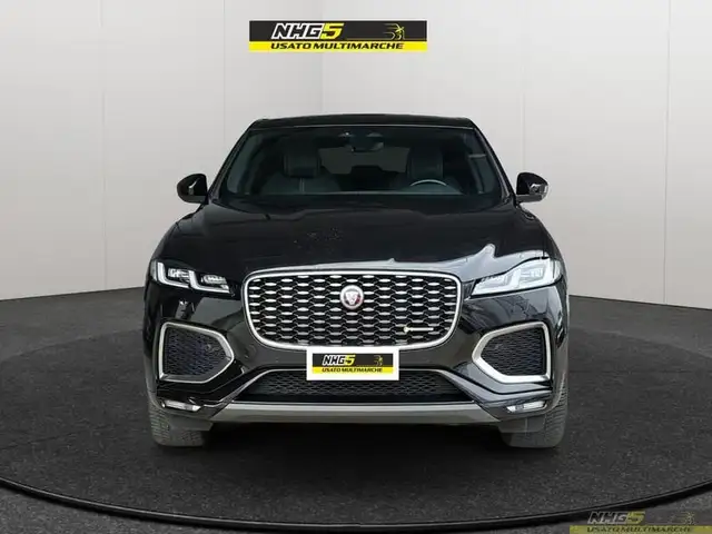 Jaguar F-Pace view 2