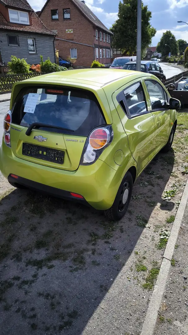 Chevrolet Spark 1.0 LS - 1