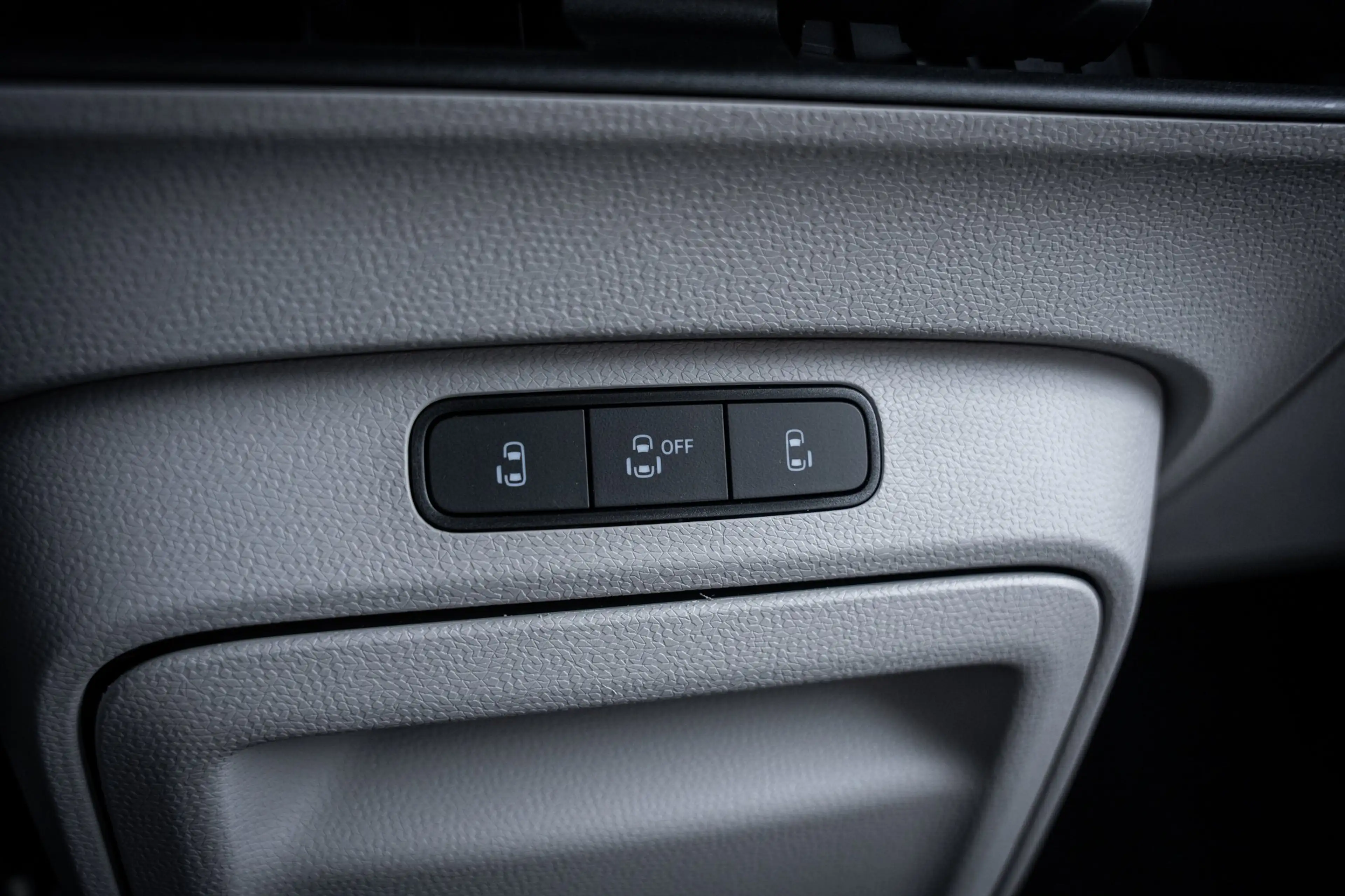 Volkswagen ID. Buzz 1st 77kWh 204pk | Trekhaak | Elektrische schuifdeu — photo 14