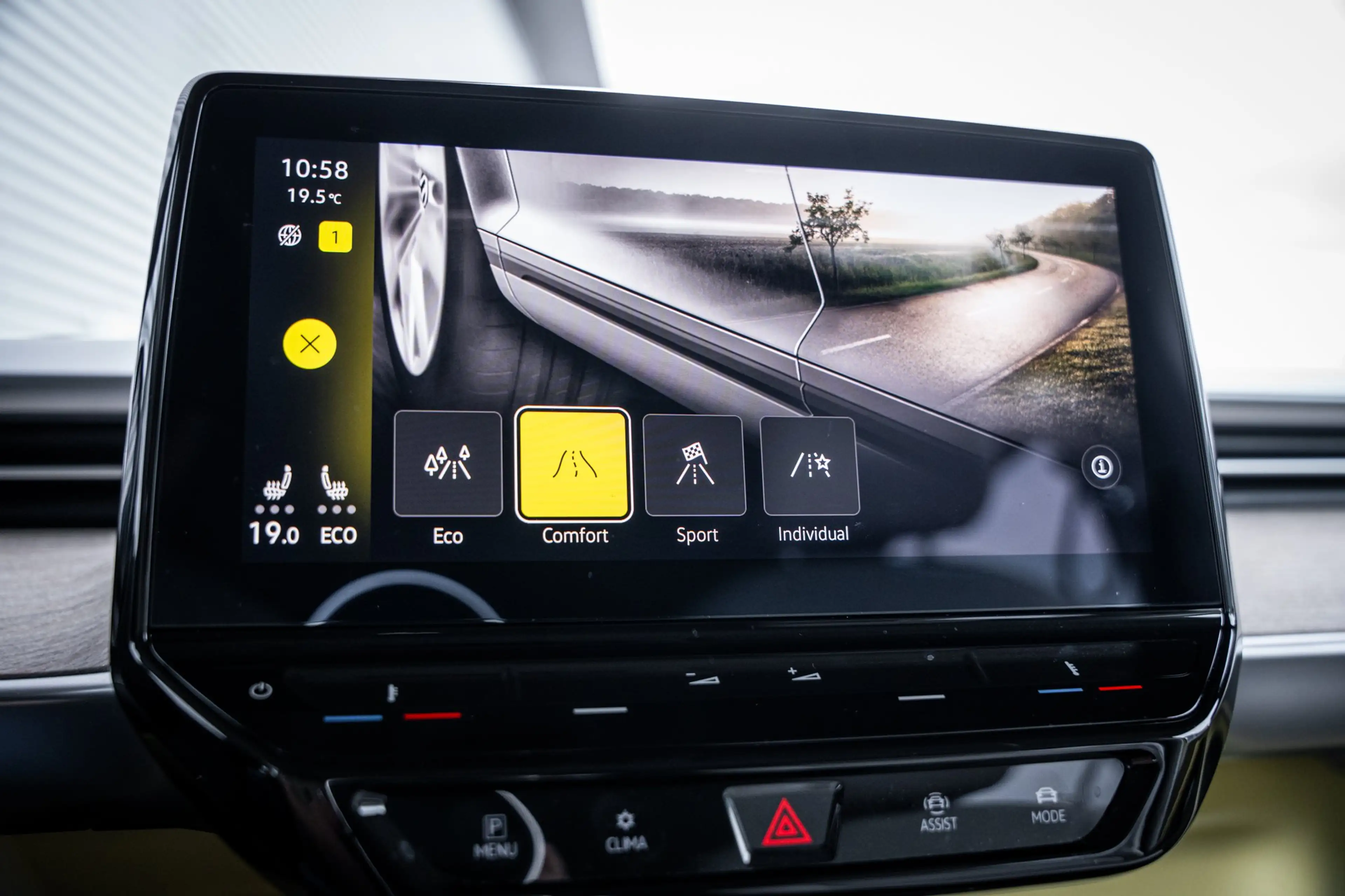 Volkswagen ID. Buzz 1st 77kWh 204pk | Trekhaak | Elektrische schuifdeu — photo 13