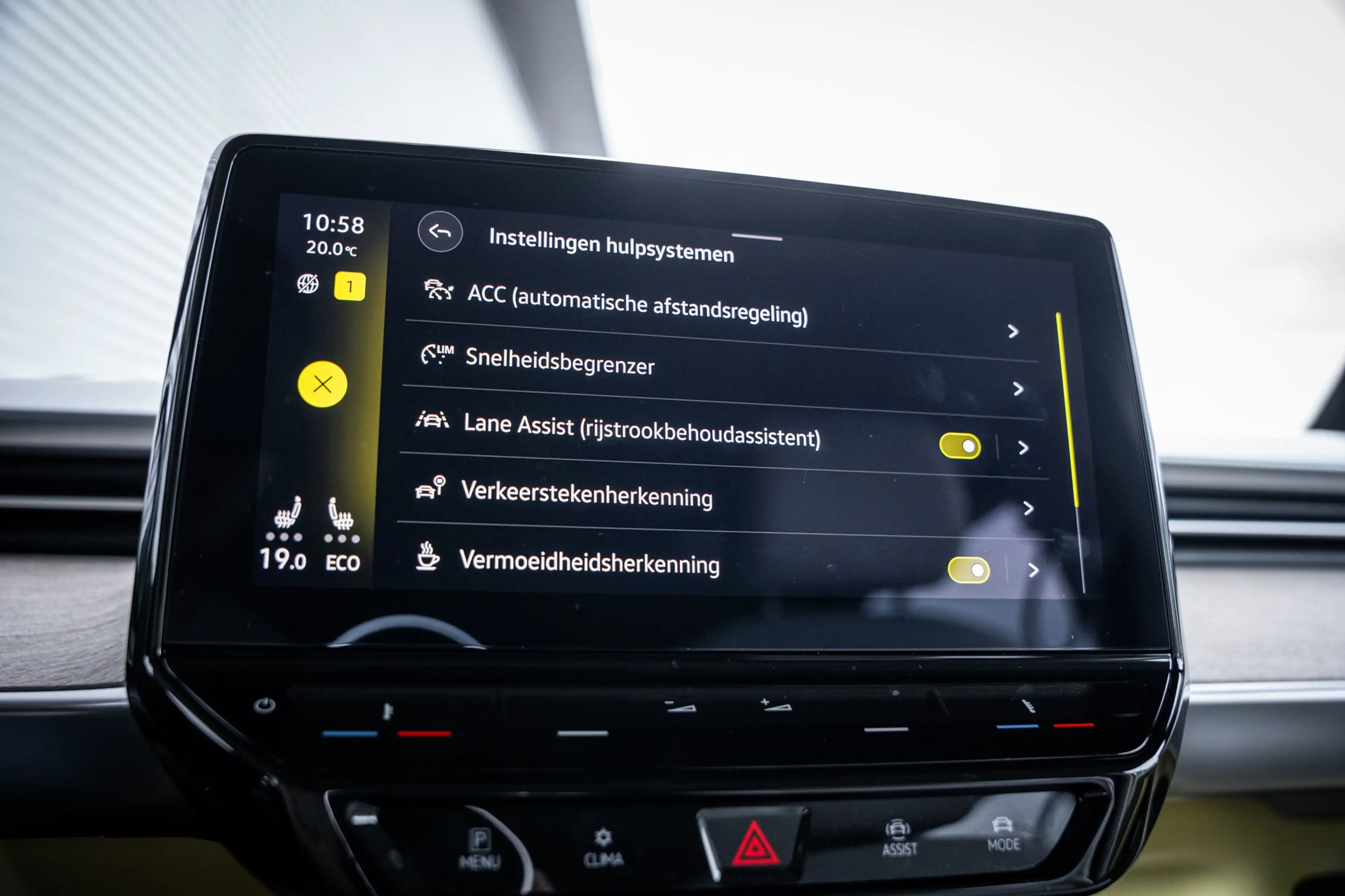 Volkswagen ID. Buzz 1st 77kWh 204pk | Trekhaak | Elektrische schuifdeu — photo 11