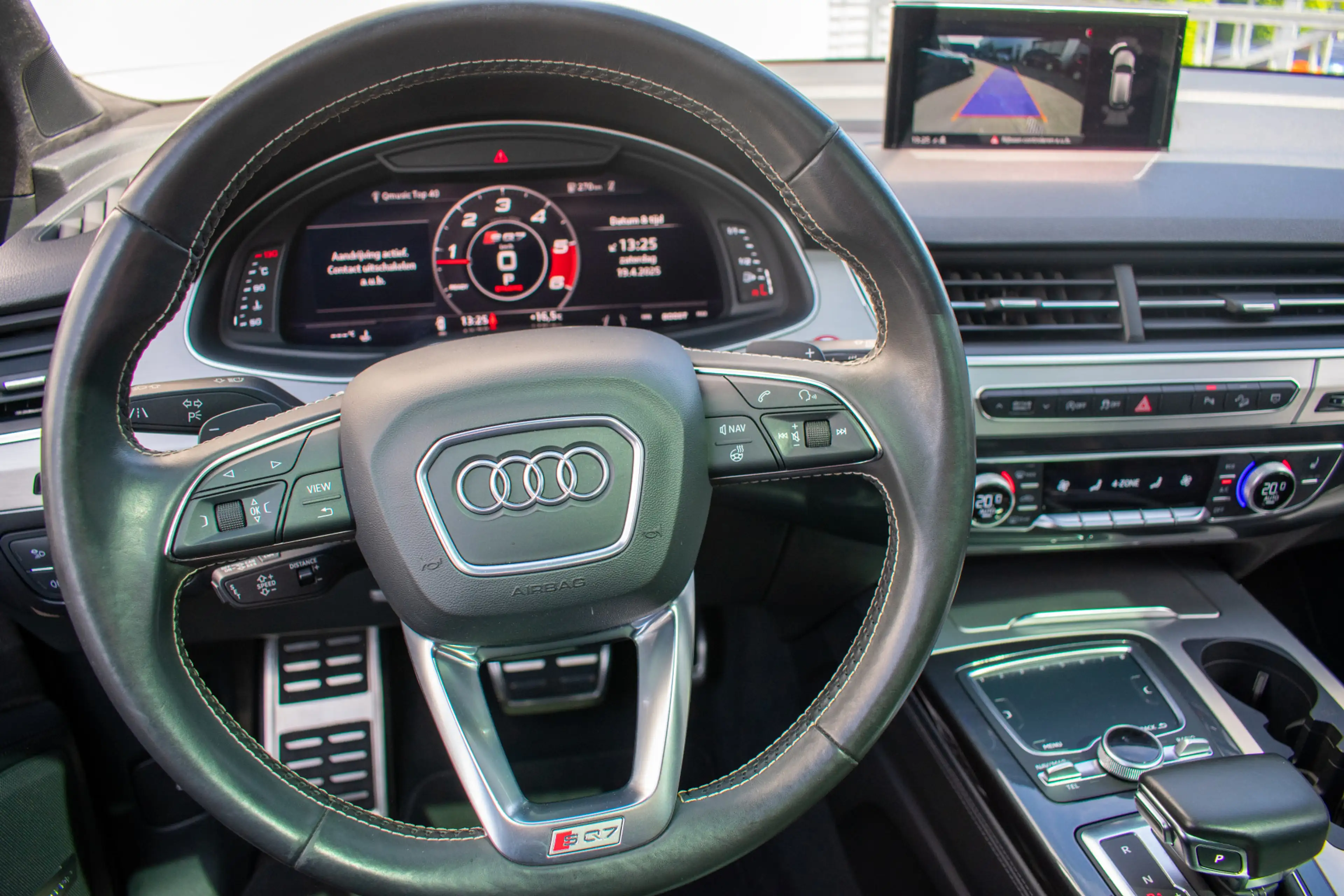 Audi SQ7 4.0 TDI SQ7 quattro Pro Line + 7p-Pano-ACC-Sportso — photo 13