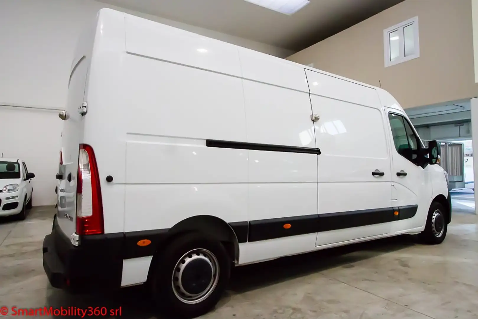 Renault Master T35 2,3 dci 135cv L3H2 Ice Bianco - 2