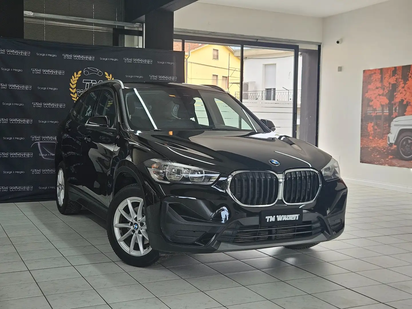 BMW X1 X1 F48 sdrive18d auto Zwart - 2