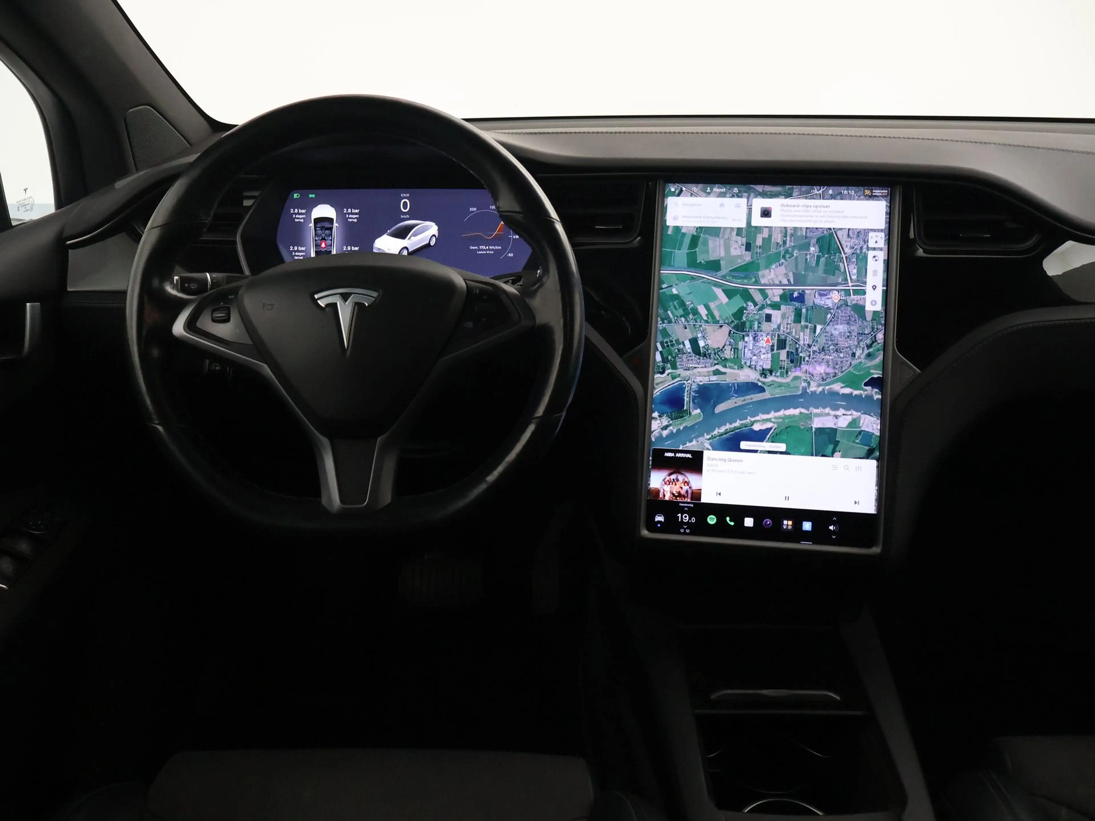 Tesla Model X 75D 333 PK BASE + TREKHAAK 2250 KG | STOELVERW. V+ — photo 3