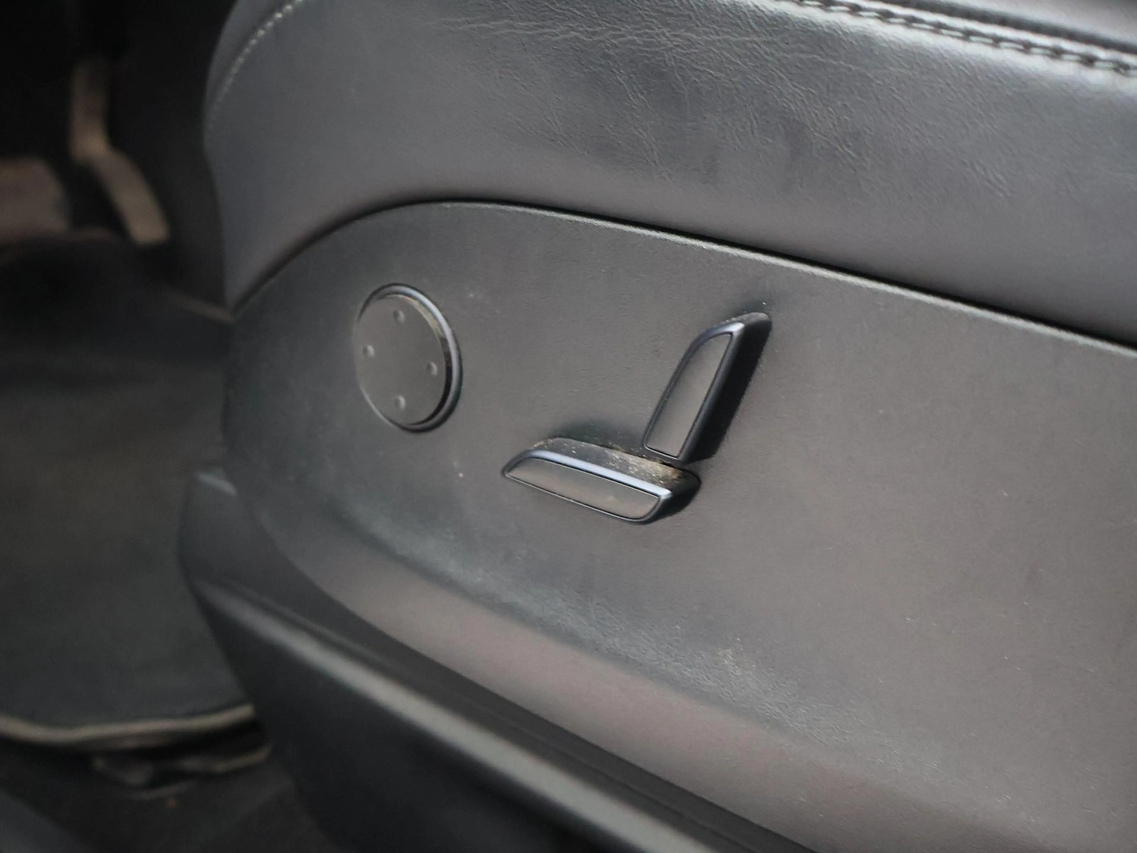Tesla Model X 75D 333 PK BASE + TREKHAAK 2250 KG | STOELVERW. V+ — photo 24