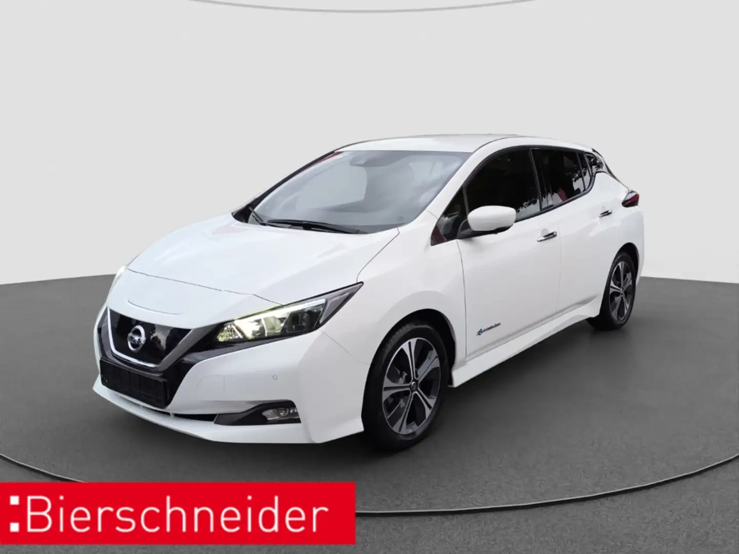 Nissan Leaf ZE1 40kWh N-CONNECTA NAVI RFK PDC Weiß - 1