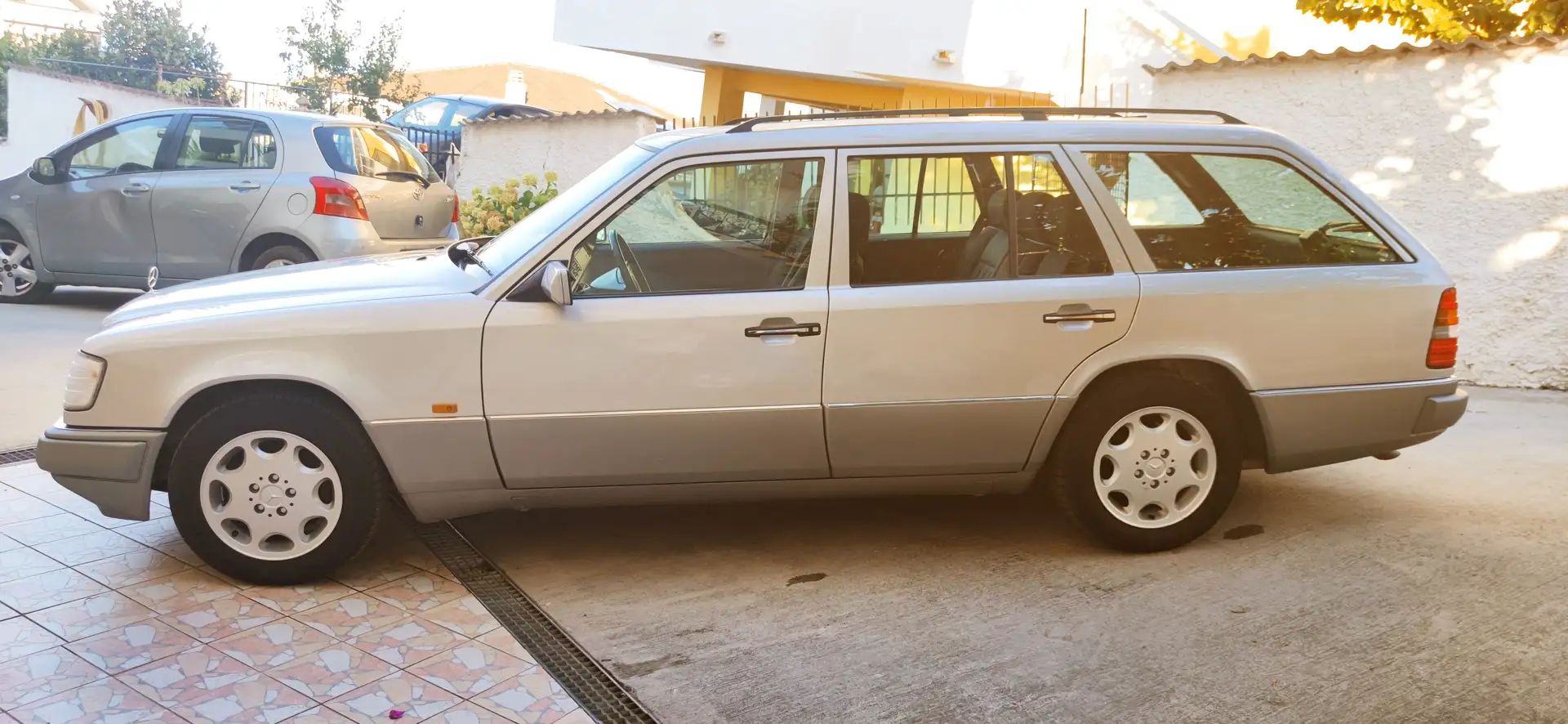 Mercedes-Benz E 200 Classe E - W124 SW SW TE 16v Grigio - 2