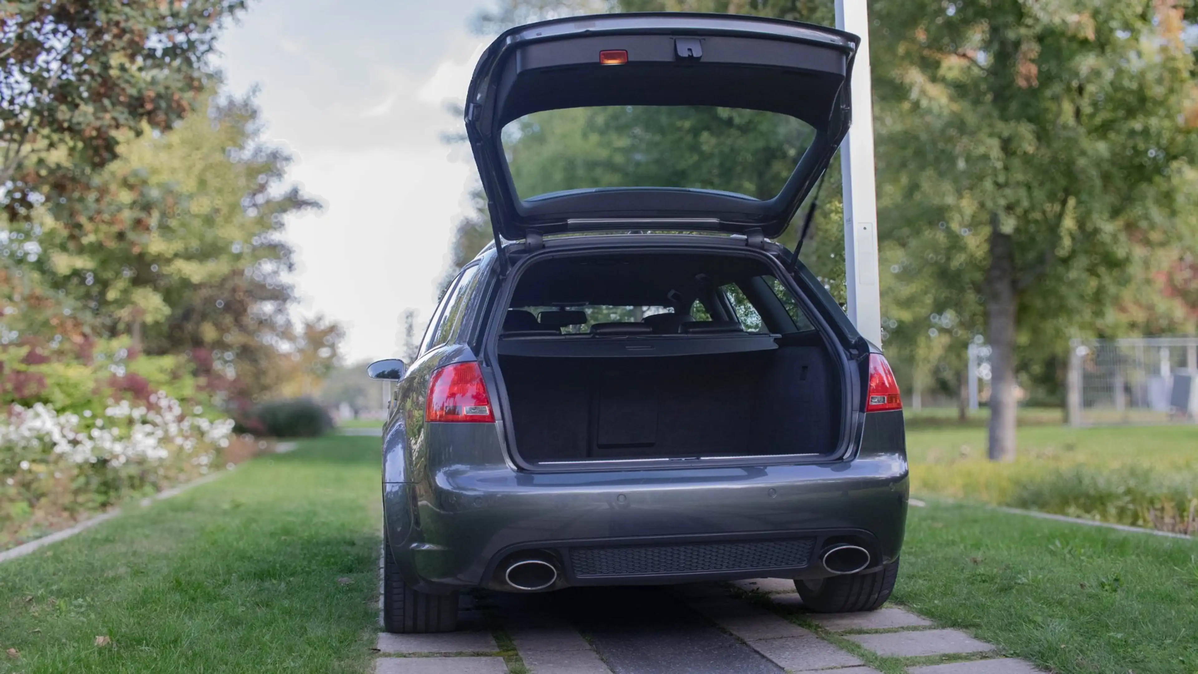 Audi RS4 avant 4.2 V8 B7 quattro — photo 50