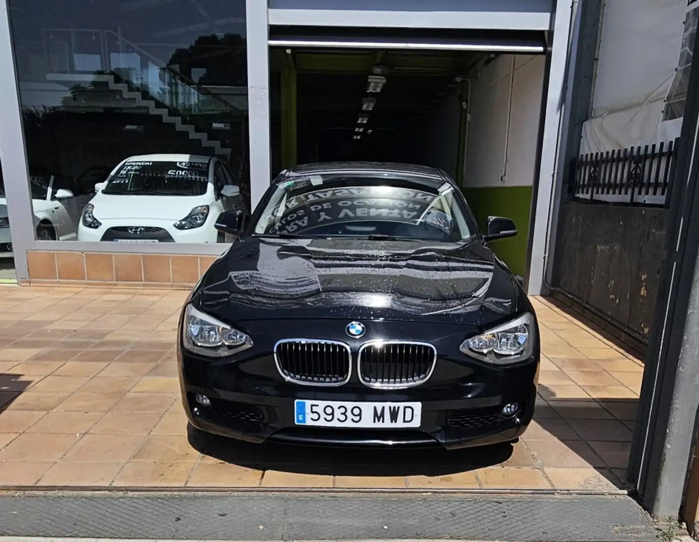 BMW 116 116d Efficient Dynamics Sport Negro - 2