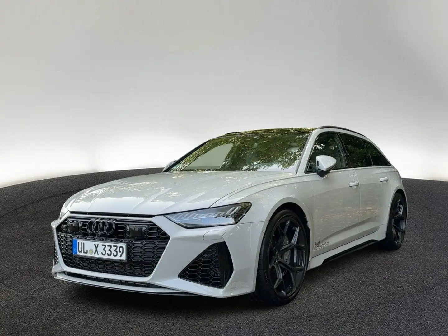 Audi RS6 DYNAMIK KERAMIK PANO STHZ Grau - 2