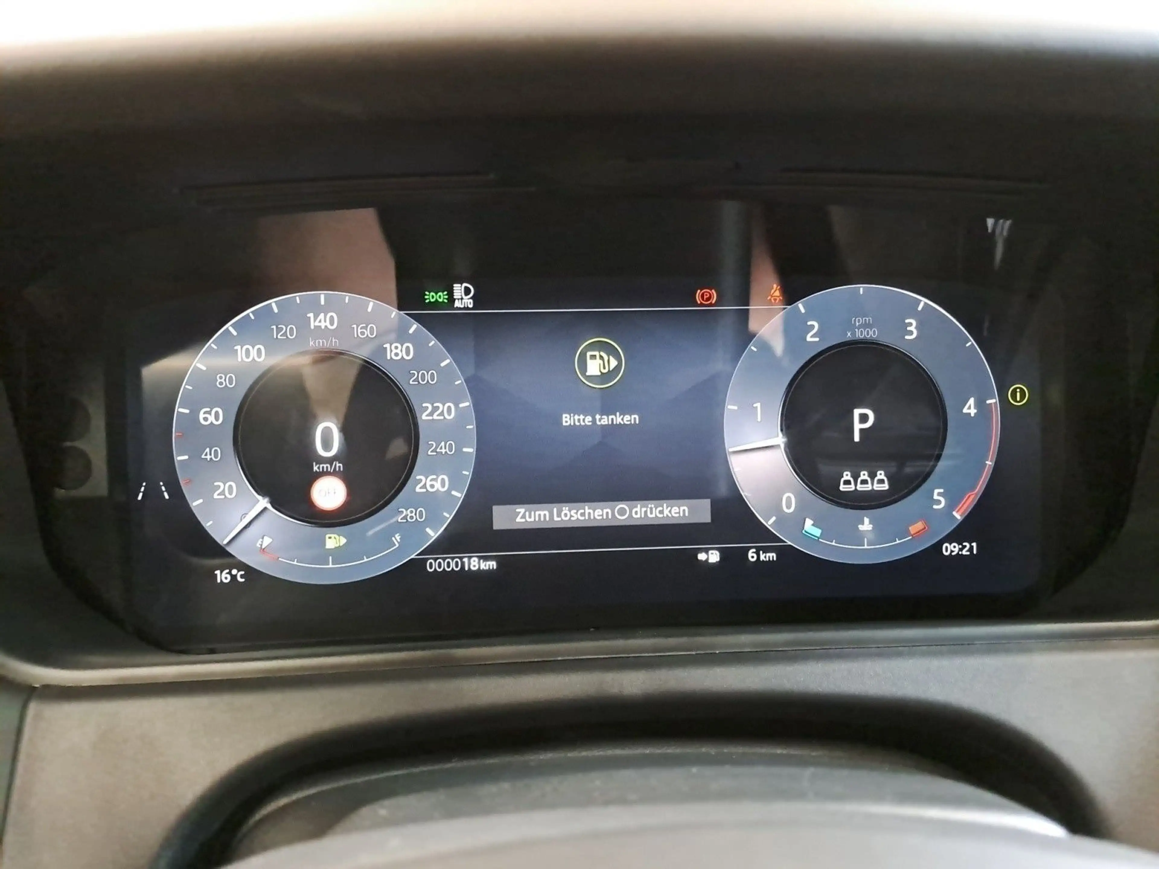 Land Rover Range Rover Velar D300 Autobiography 116000,-UVP — photo 9