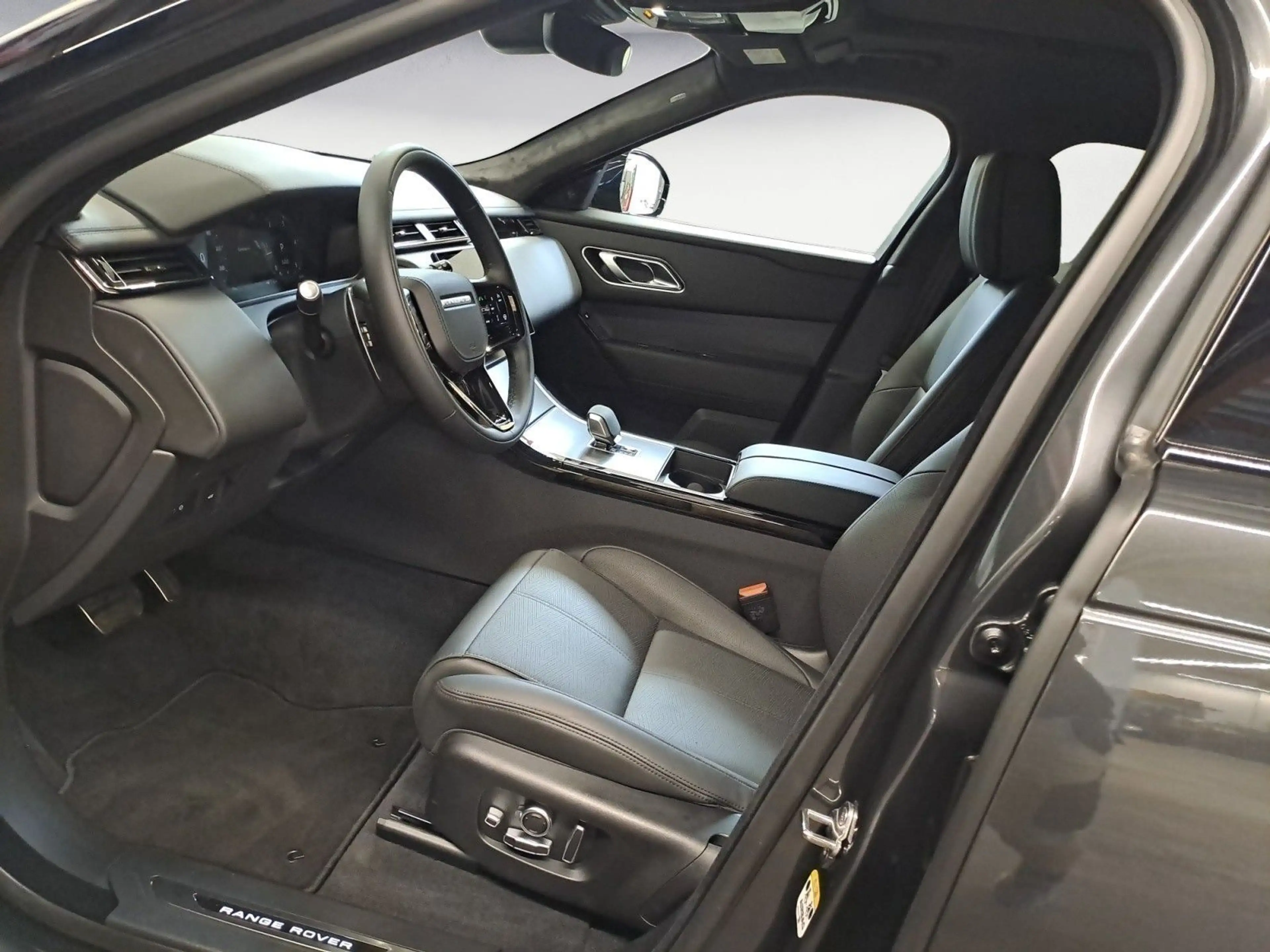 Land Rover Range Rover Velar D300 Autobiography 116000,-UVP — photo 7