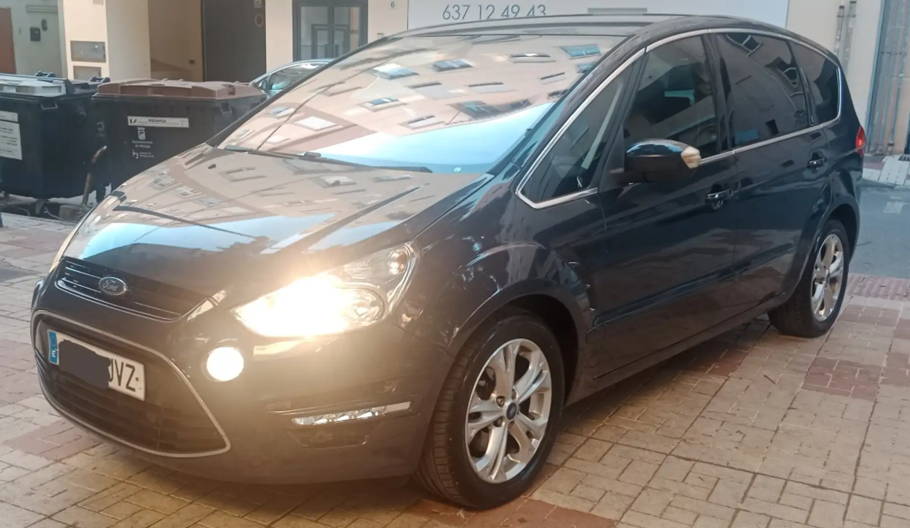 Ford S-Max 2.0TDCI Titanium X Powershift 163 Bleu - 1
